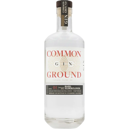 Common Ground Gin Black Currant Thyme - 750 ML .