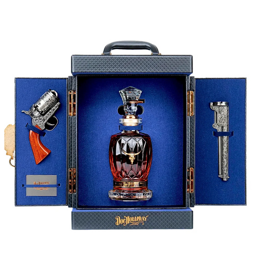 Doc Holliday 10 Year Bourbon Gift Set – premium aged bourbon whiskey bottle with gift box packaging